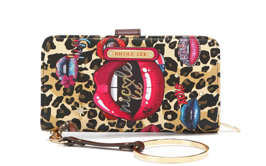 Wild Lips Wrislet Zippy Wallet